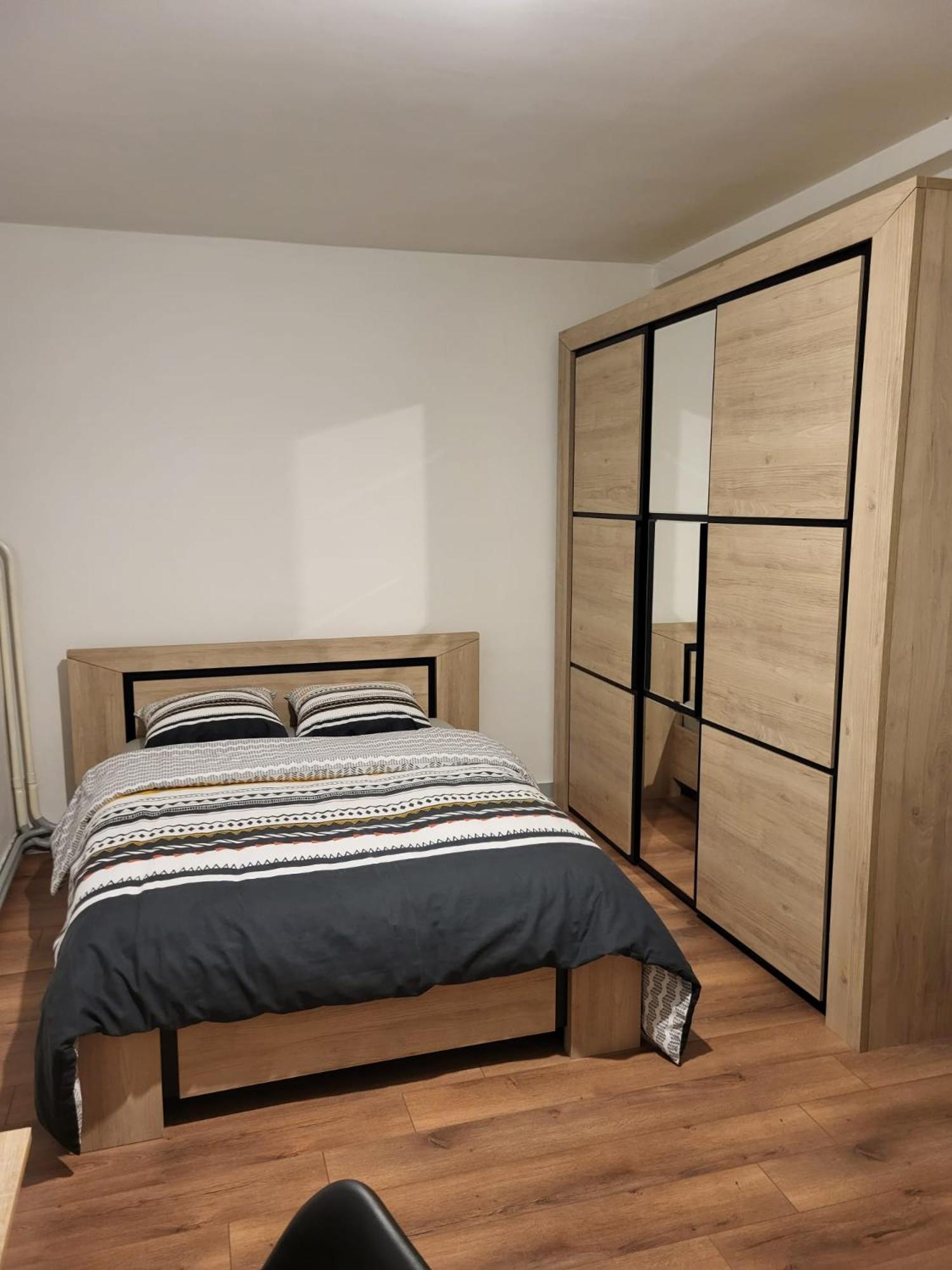 2 Chambres Chez L'Habitant Poitiers Exterior foto